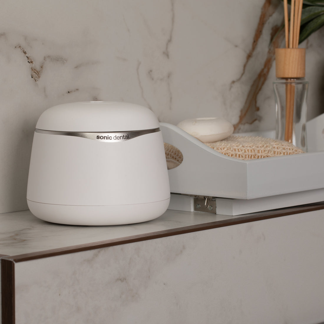 How to Clean Your Retainers at Home (Dentist-Approved Methods)